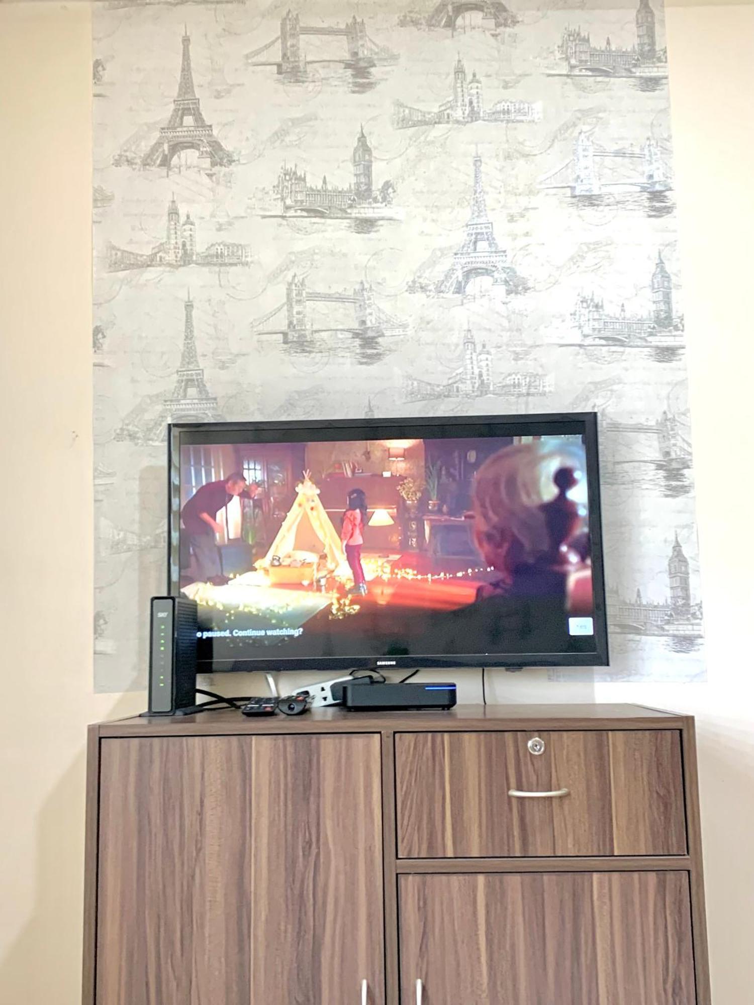 The Persimmon Studios Near Ayala And Sm City Cebu Luaran gambar