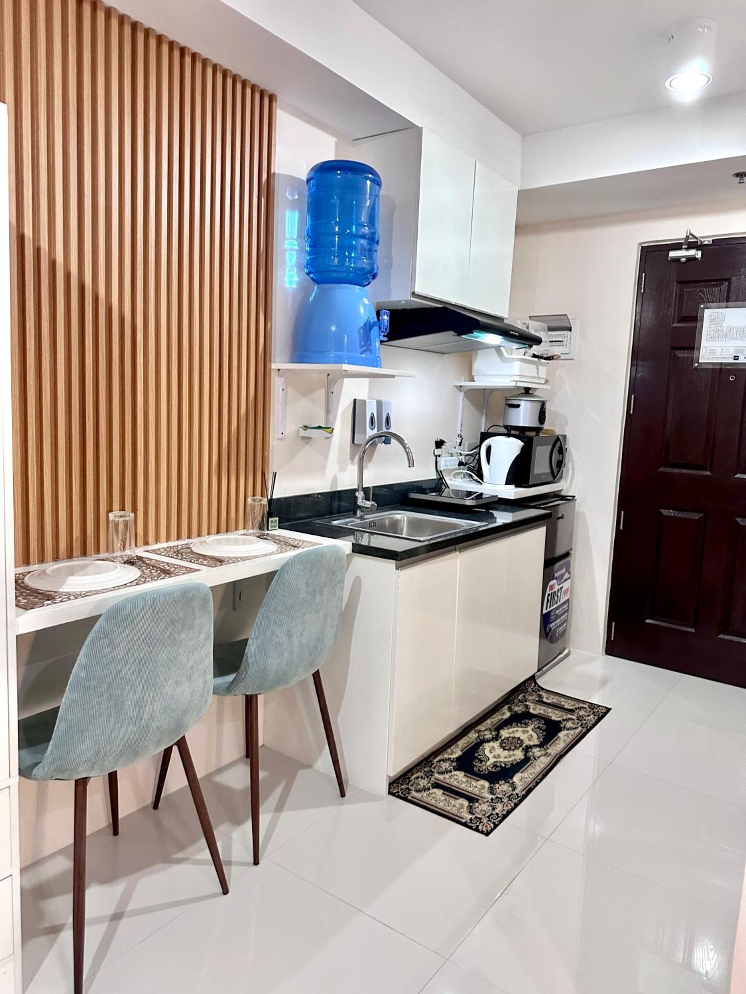 The Persimmon Studios Near Ayala And Sm City Cebu Luaran gambar