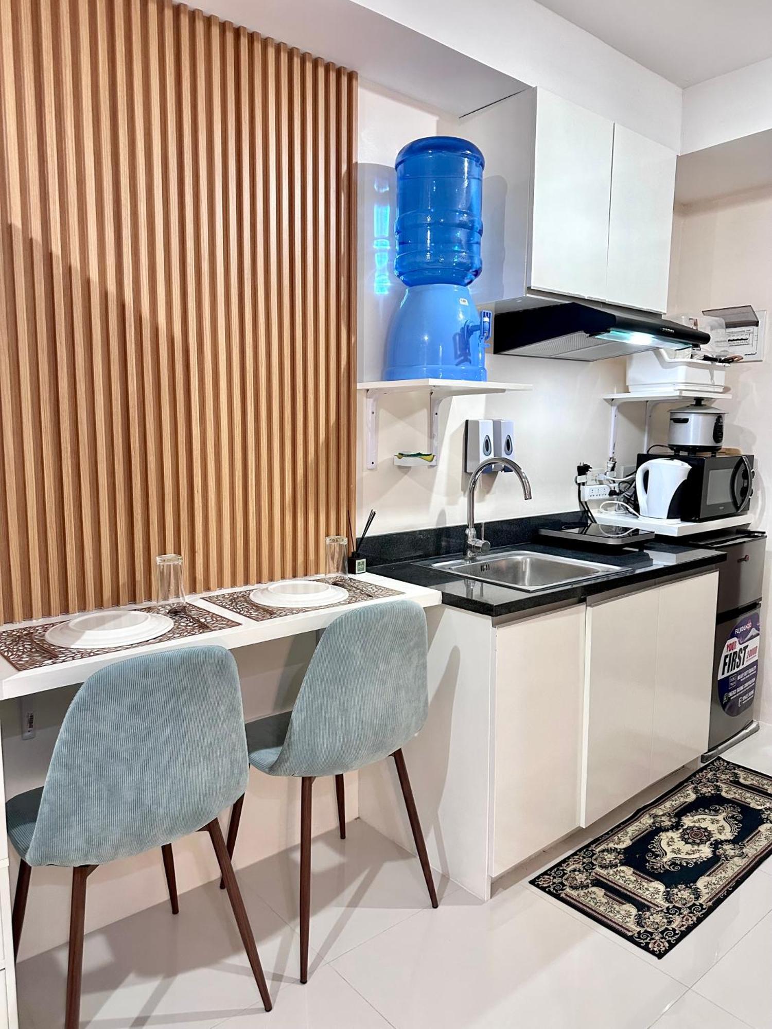 The Persimmon Studios Near Ayala And Sm City Cebu Luaran gambar