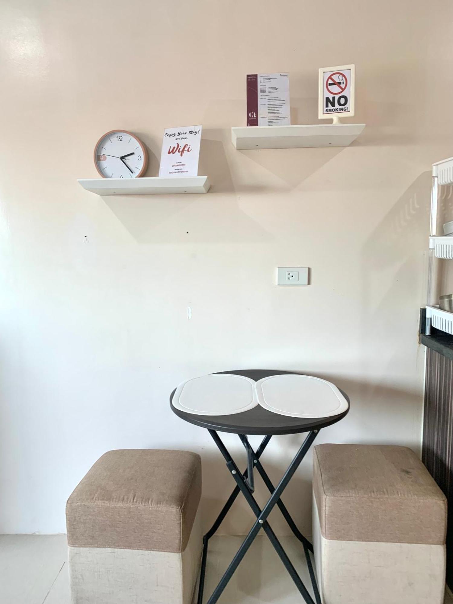 The Persimmon Studios Near Ayala And Sm City Cebu Bilik gambar
